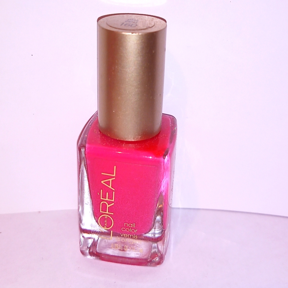 L'Oreal Pairs Nail Polish #160 Pink Carat